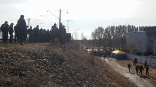 Фото з місця блокади потягів