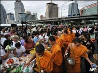 Monks in Lumpini Park, Bangkok, on 26 May 2010