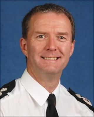 Simon Parr