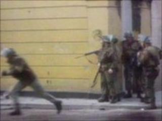 Paratroopers in Northern Ireland