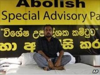 Wimal Weerawansa prepares to start his hunger strike