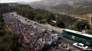 Israelis march near Jerusalem, 8 July
