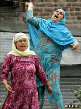 Women protesters in Indian-administered Kashmir