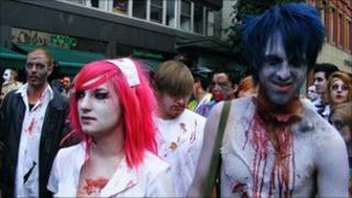 Zombie couple