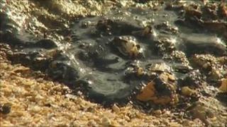 Oil on Southend beach