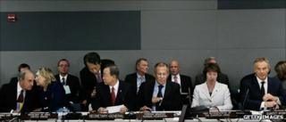 George Mitchell, Hillary Clinton, Ban Ki-moon, Sergei Lavrov, Catherine Ashton and Tony Blair at UN headquarters in New York (21 September 2010)