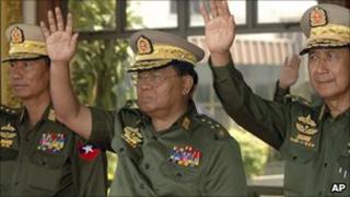 Top leader Than Shwe (C) with deputy Maung Aye (R) and Thura Shwe Mann (L) in a file image from 11 March 2006