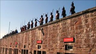Re-enactment groups at Fort George