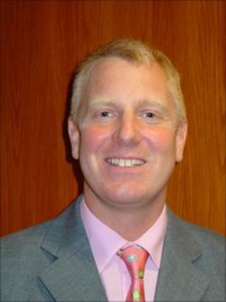 Dr James Browning