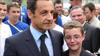 Nicolas Sarkozy with his son, Louis (2008)