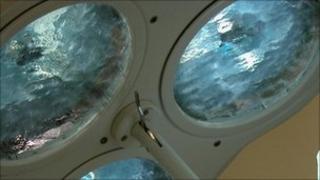 Light in operating theatre