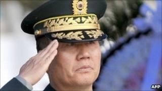 Gen Hwang Eui-don - file photo from 27 May 2010