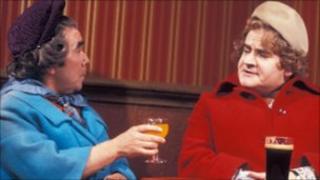 Two Ronnies pub