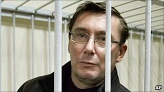 Ukraine former Interior Minister Yuri Lutsenko in court, 27 Dec 10