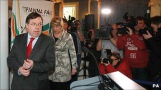 Brian Cowen announces he will step down as Fianna Fail leader, 22 Jan