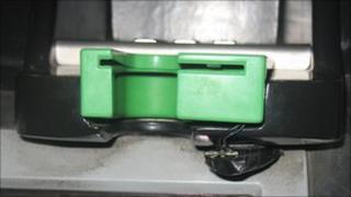 Card skimming device