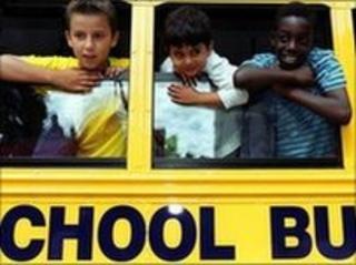 Bws ysgol