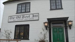 Kate Middleton tour: The Old Boot Inn