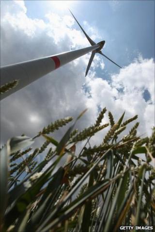 Wind turbine and energy crops
