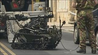 Bomb squad in Wetherby over internet treasure hunt box