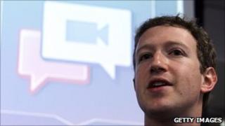 Images Facebook and Skype Images Facebook and Skype