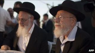 Rabbi Dov Lior (R) and Rabbi Yaakov Yosef in Jerusalem 4 July 2011