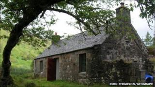 Gleann Dubh-Lighe bothy. Pic: John Ferguson/Geograph