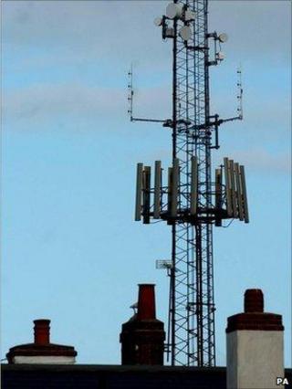 Mobile phone mast