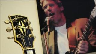 Richard Gere guitar auction