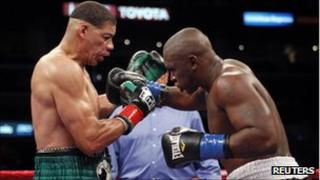 Dewey Bozella (left) versus Larry Hopkins