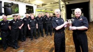 Ellon crew with previous award