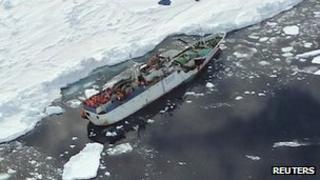 The Sparta in Antarctic ice, on 17 December 2011