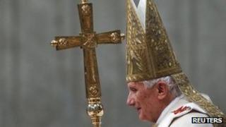 Pope Benedict XVI arrives to lead a mass at Saint Peter's Basilica at the Vatican, 1 January 2012
