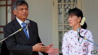 Asean Secretary General Surin Pitsuwan with Aung San Suu Kyi in February 2012