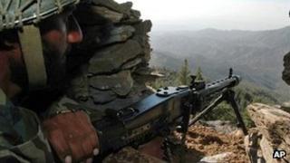 File photo of Pakistani soldier on border with Afghanistan