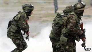 Azerbaijani soldiers on an exercise near Baku, April 2009