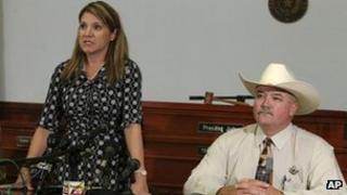District Attorney Heather McMinn, left, and Lavaca County Sheriff Mica Harmon at a news conference in Halletsville, Texas on 19 June 2012