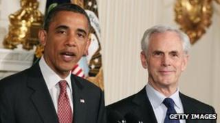 Barack Obama (L) stands with John Bryson, after nominating him to be the next Commerce Secretary, on 31 May 2011