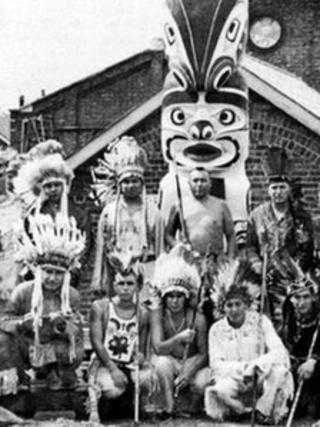 Archive picture of Whale Island Totem Pole