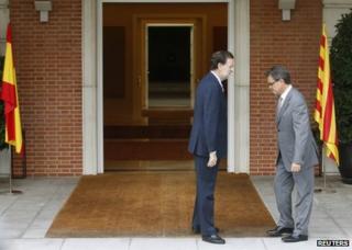 Catalan President Artur Mas (R) meets Spanish Prime Minister Mariano Rajoy in Madrid, 20 September