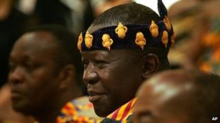 King Otumfuo Osei Tutu II (centre) File photo