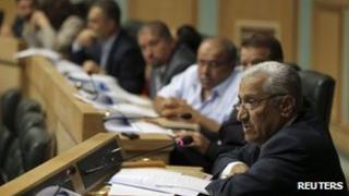 Abdullah Ensour addresses the House of Representatives (25 August 2011)