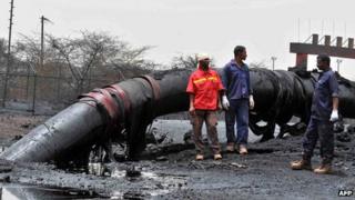 Damaged oil pipes (April 2012)