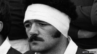 Mervyn Davies