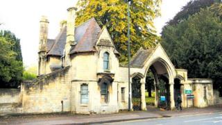 St James Cemetery Lodge