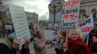counter protest at city hall