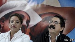 Xiomara Castro (left) and Manuel Zelaya (right) on 18 November 2012