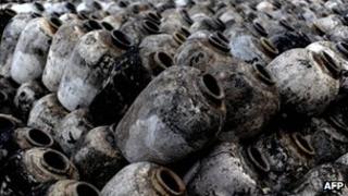 Traditional jars piled up at a Chinese winery in Zhejiang province (file photo)
