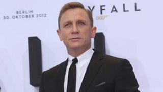 Daniel Craig