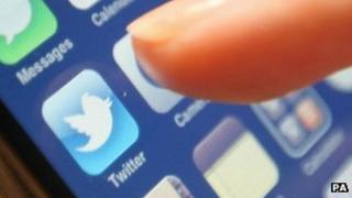 Twitter icon, smartphone